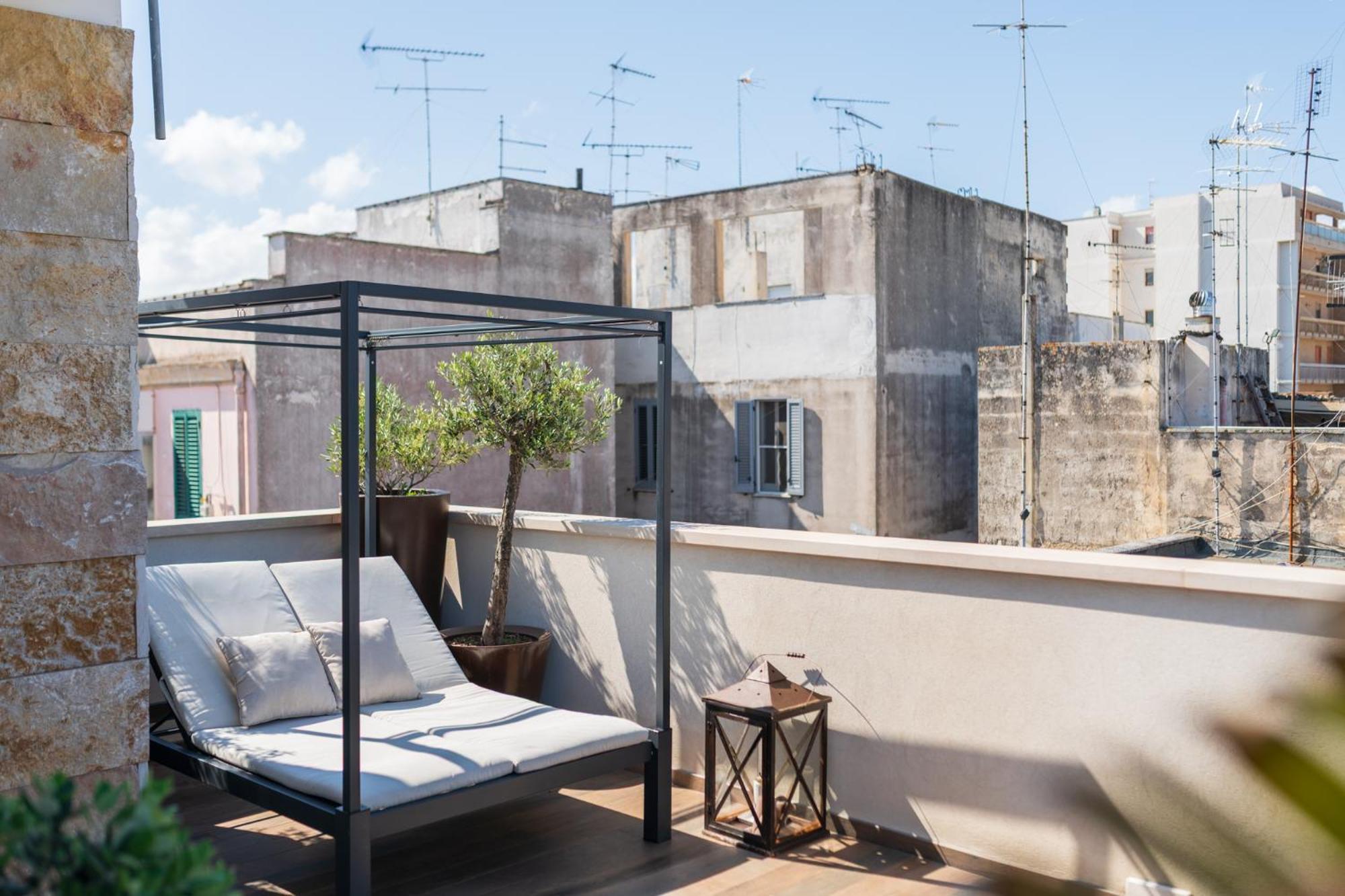 Santo Stefano Raro Rooms Collection Brindisi Exterior photo